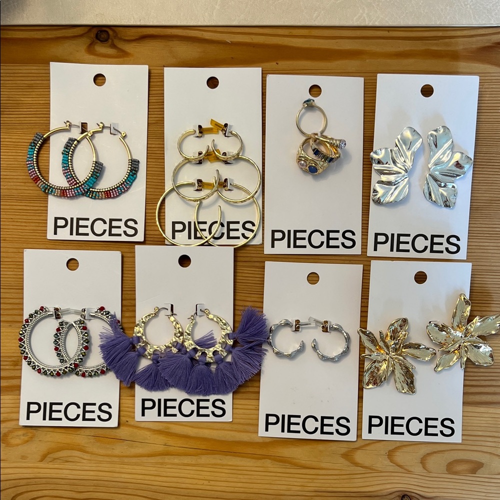 NWT Women's Jewelry Set - Multicolor